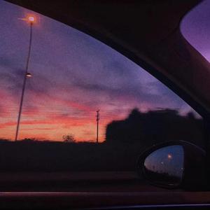 穿越成肉奴的婬乱生活
